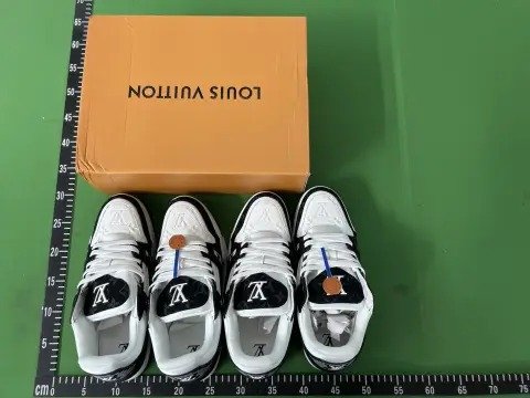 Newest style sneakers in the latest colorways -5