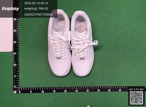 C the latest batch of three white pure white low pure three black pure black matte black simple comfortable shock absorption non-slip wear-resistant low life leisure sports Joker lovers shoes CW2288-111 -6