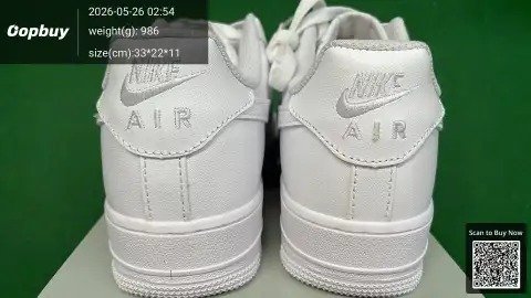 C the latest batch of three white pure white low pure three black pure black matte black simple comfortable shock absorption non-slip wear-resistant low life leisure sports Joker lovers shoes CW2288-111 -2