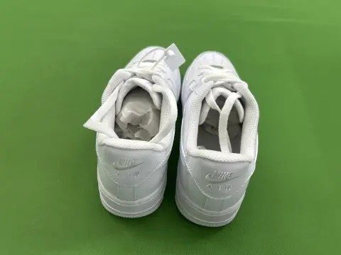 Top-grade factory‑order batch: A*F1 pure white/pure black. Special promotional price for custom‑made styles—non‑brand. -2