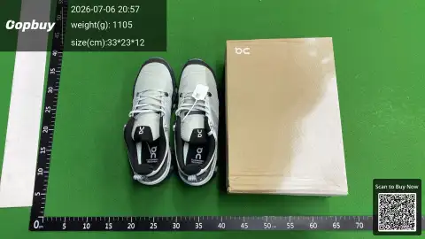 On Running Cloudwander Waterproof -2