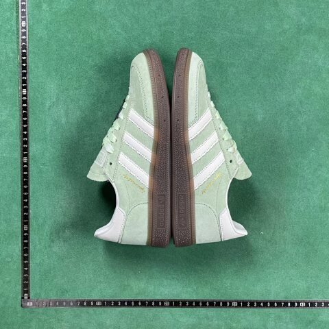 8YT Low-Top Casual Skate Shoes