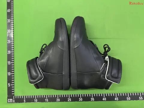 Maison Margiela Future High-Top Leather Sneakers -1