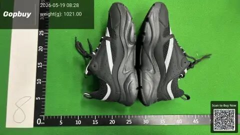 C-L Version Premium Casual Sneakers -1