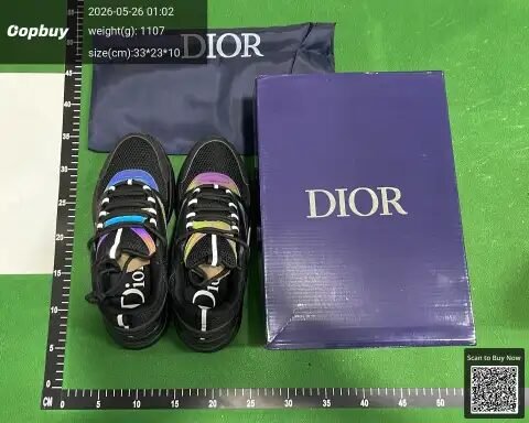 SU 2024 Premium Casual Sneakers -5
