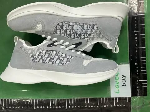SU 2024 Premium Casual Sneakers -4