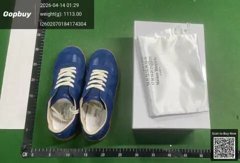 Fashion Low-Top Casual Sneakers -1