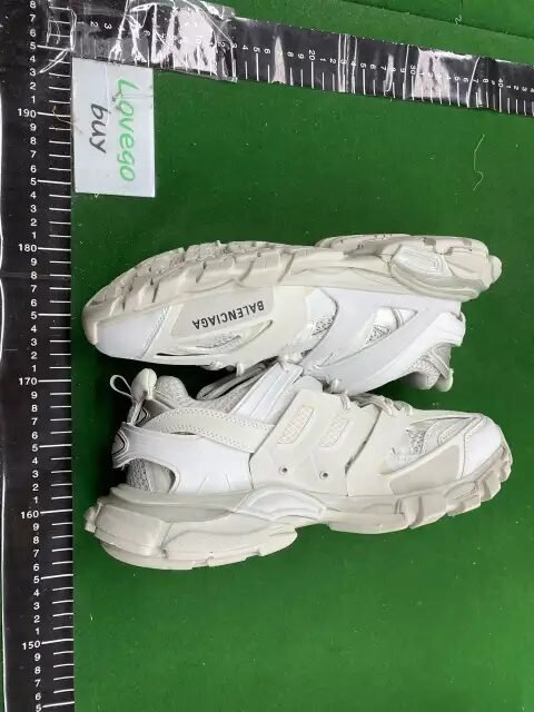 Premium LED Retro Sneakers AGT -5