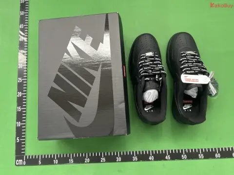 0002 Fashion Sports Shoes -1