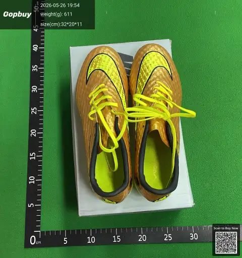 Low-Top Turf Football Cleats -4