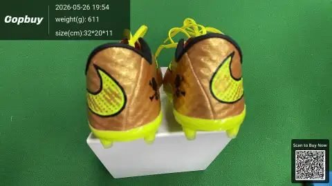 Low-Top Turf Football Cleats -5