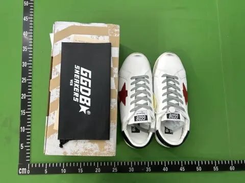 Golden Goose Super-Star Sneakers -1