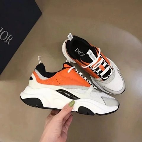 Classic Unisex Casual Sneakers