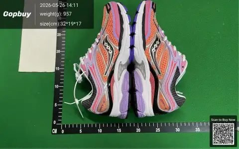 MM02 Saucony Sneakers -5