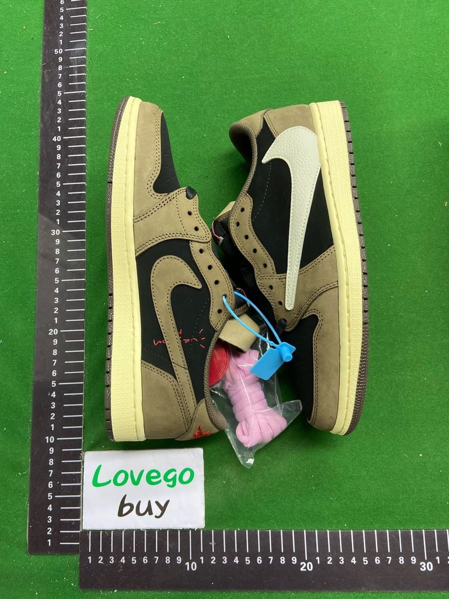 KZ Batch Jordan 1 Travis Scott