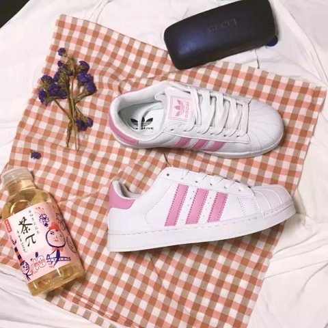 AGT Adidas Superstar Gold Labe