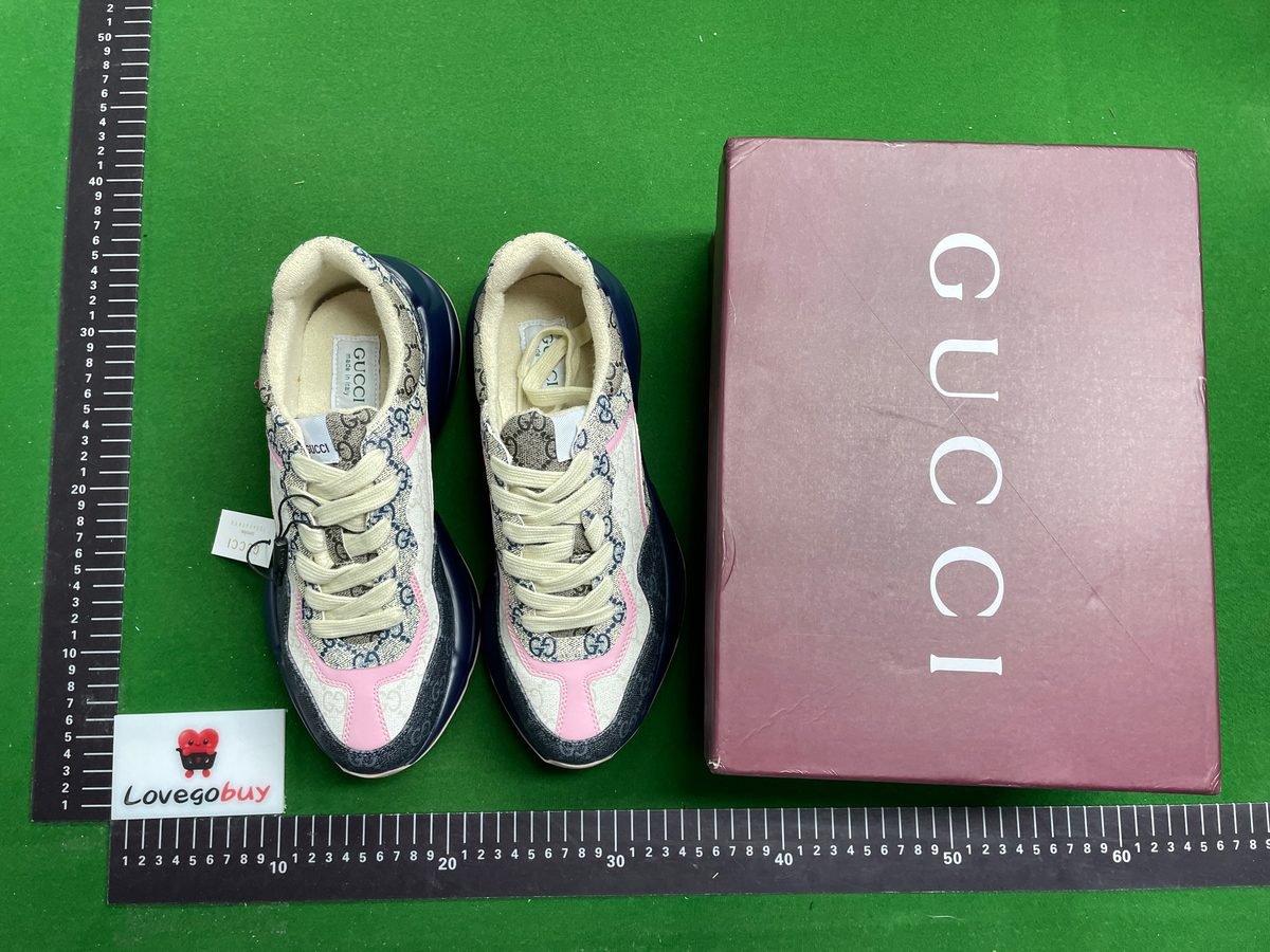 KK10 Premium Fashion Sneakers -1