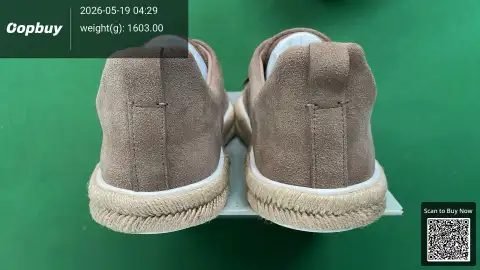 2025 Premium Casual Sneakers -5