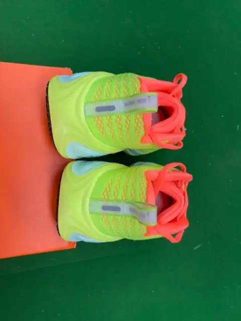Nike Vomero Plus Breathable Ru