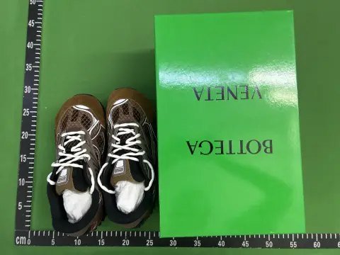 Bottega Veneta Sneakers M Batch -2