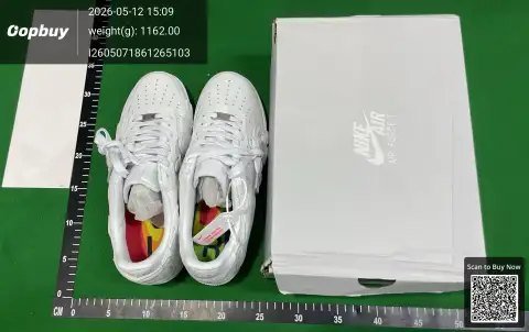 Air Force 1 Lettered Casual Sneakers -1