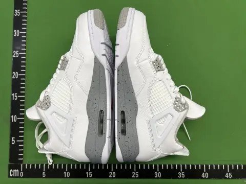 WW1 Casual Sneakers -1