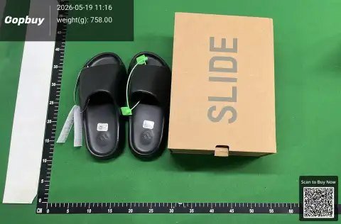 Yeezy Slides and Foam Runners GX Batch -5