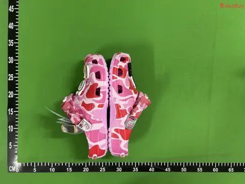 BAPE x Crocs Classic Clog -5
