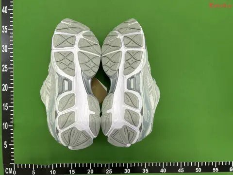 Premium Unisex Casual Sneakers -4
