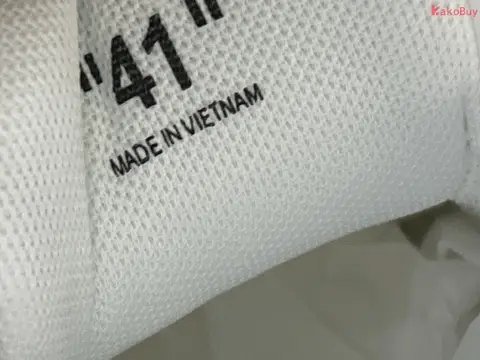 Off-White Out of Office Sneakers Collection -3
