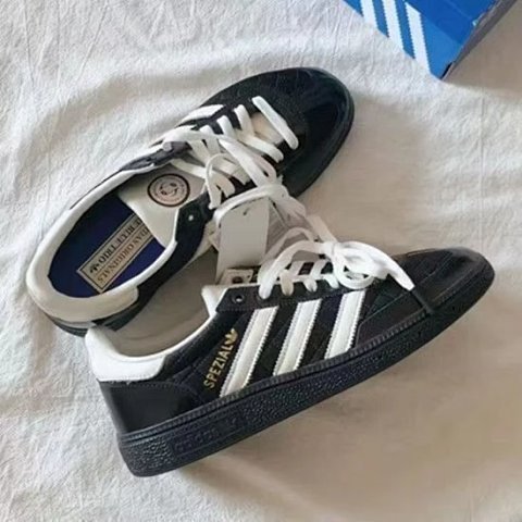 Retro Casual Sneakers Collecti