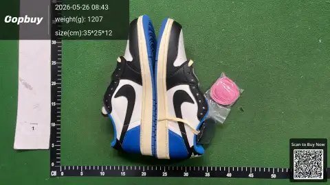 Travis Scott x Air Jordan 1 Low Velvet Brown -4