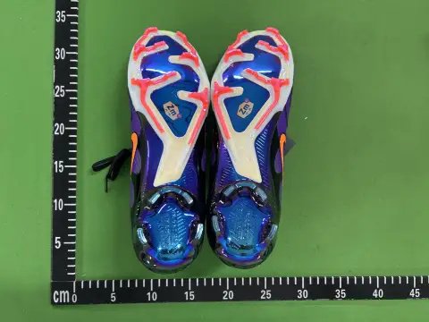 Low-Top Football Cleats -2
