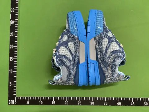 Chunky Low-Top Skate Sneakers -3