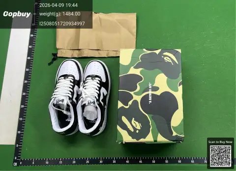 Star Logo Low-Top Sneakers -4