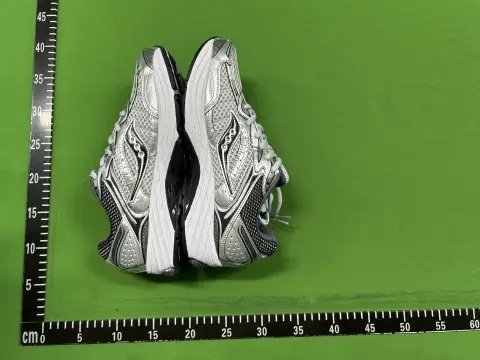 Retro Running Sneakers 700 -4