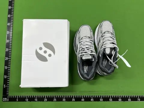 Retro Running Sneakers 700 -6