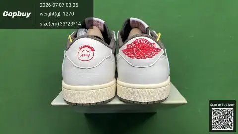 Pink Low-Top Sneakers CVW Collection -3
