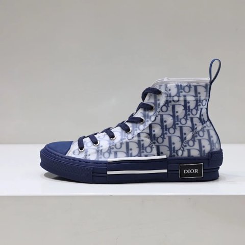 High-Top Canvas Sneakers AGT C