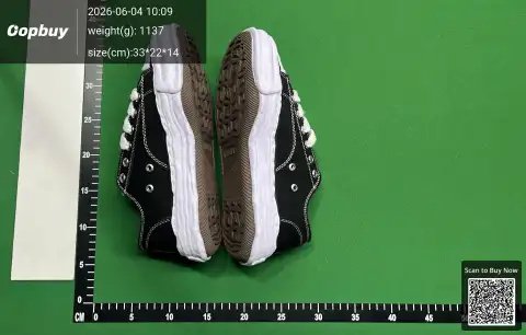 Canvas Low-Top Sneakers with Wavy Soles -6