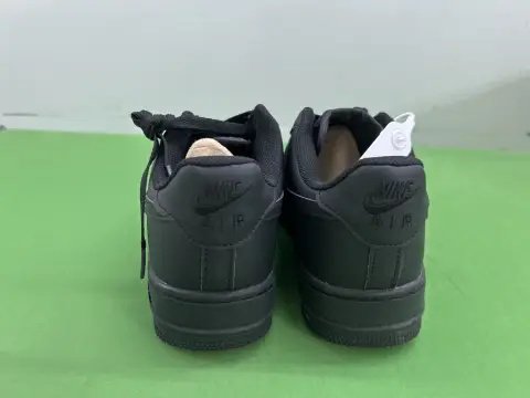 Classic Casual Sneakers LO01 -4
