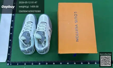 Platform Low-Top Chunky Sneakers -3