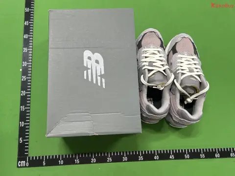 New Balance 2002R M and G Batch Collection -4