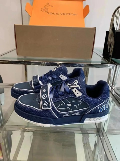 Retro Casual Sneakers AGT Coll