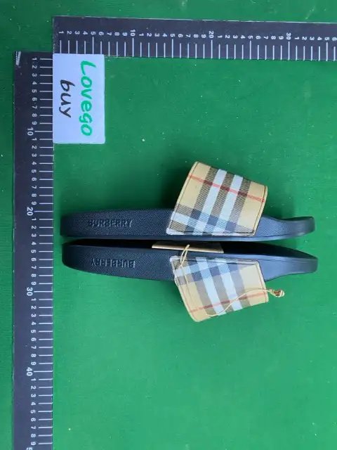 Plaid Slides PAX77 -3
