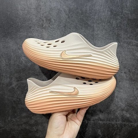 Rejuven8 Foam Clogs