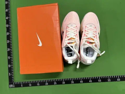 Vomero 18 Running Shoes -2