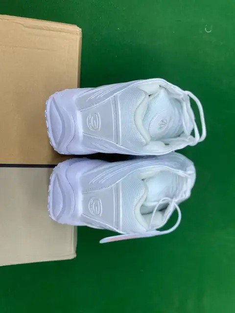 Retro Casual Sneakers WW1 -4