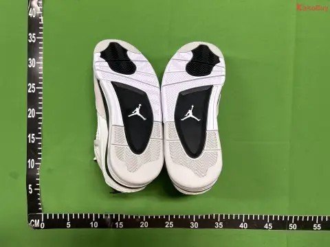 Air Jordan 4 Sneakers -5