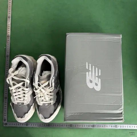 New Balance 2002R M Batch -6